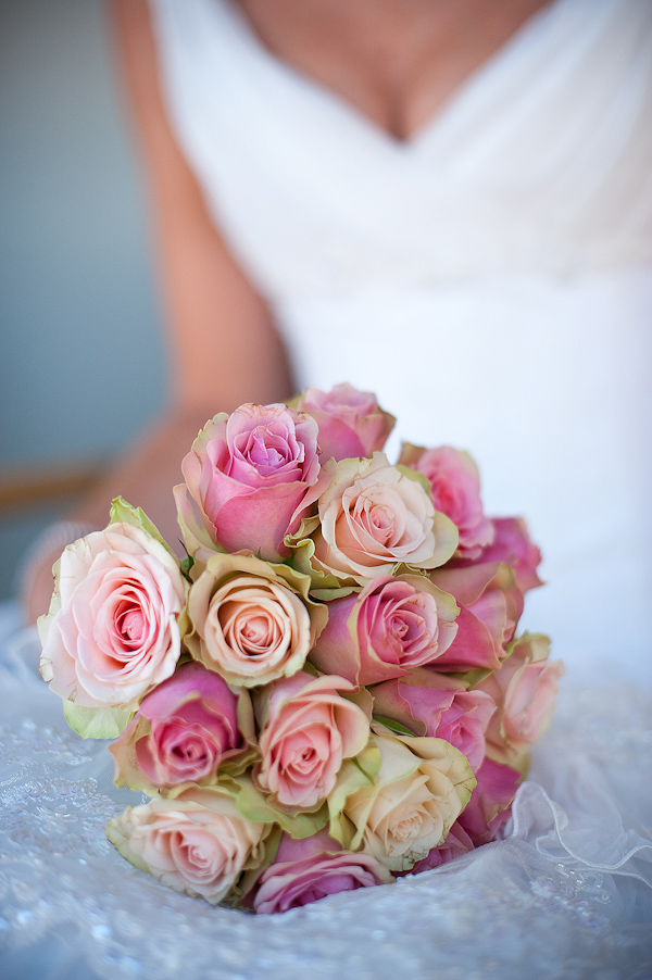 wedding photo by Eric Uys Photography, pink rose bouquet